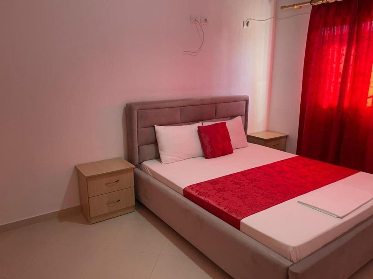Vila Mario Aparthotel Ksamil Bagian luar foto