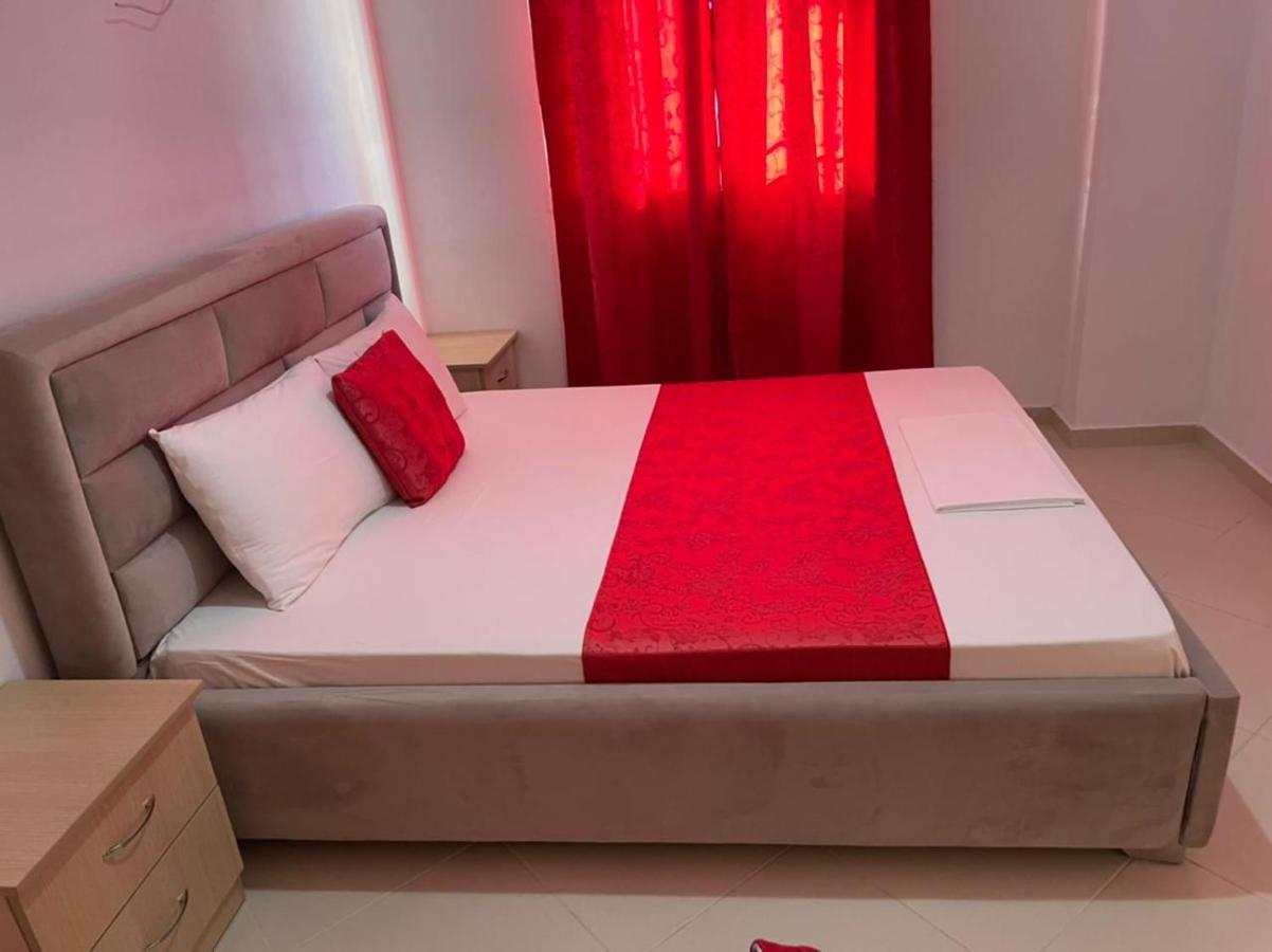 Vila Mario Aparthotel Ksamil Bagian luar foto