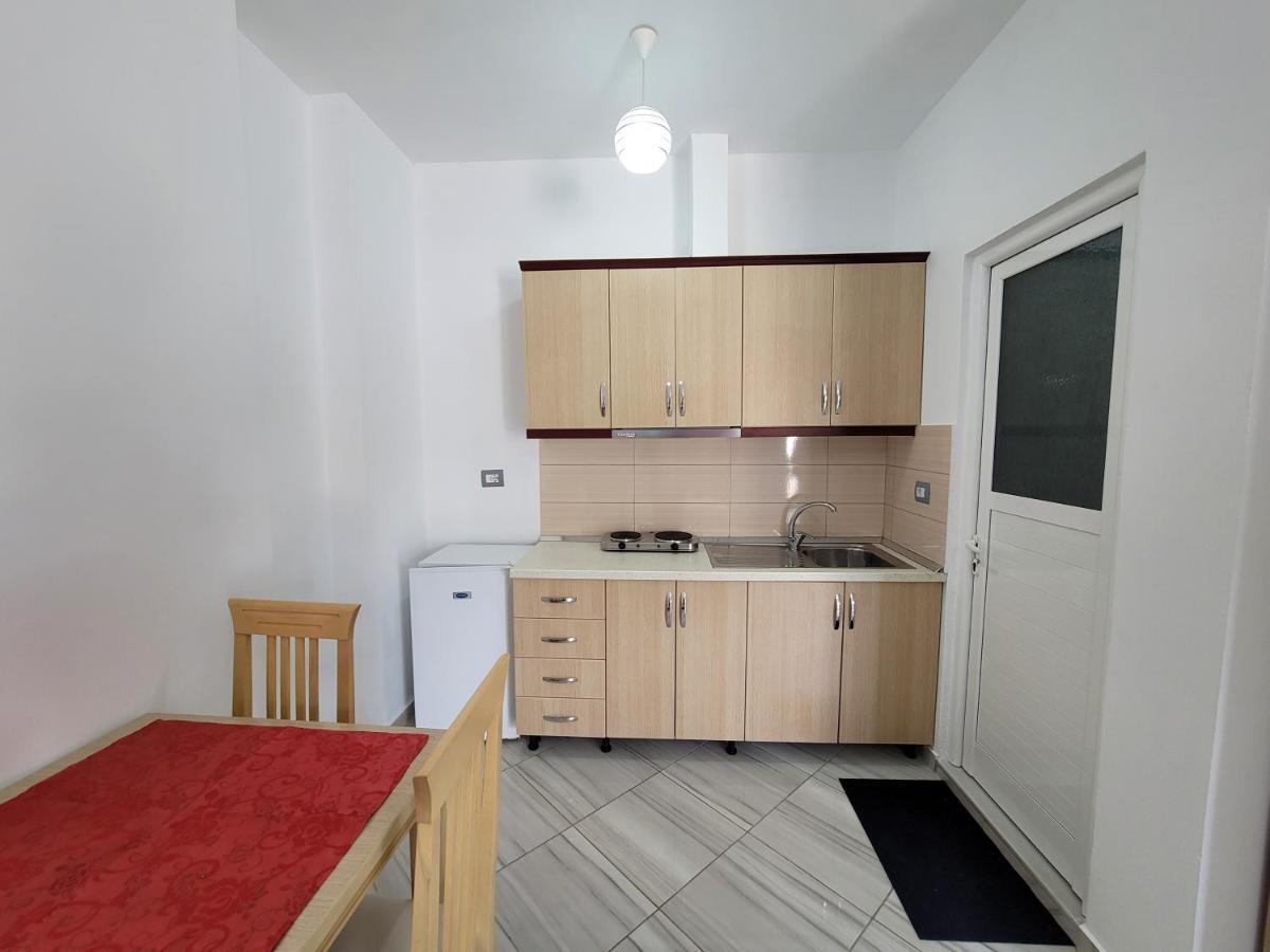 Vila Mario Aparthotel Ksamil Bagian luar foto