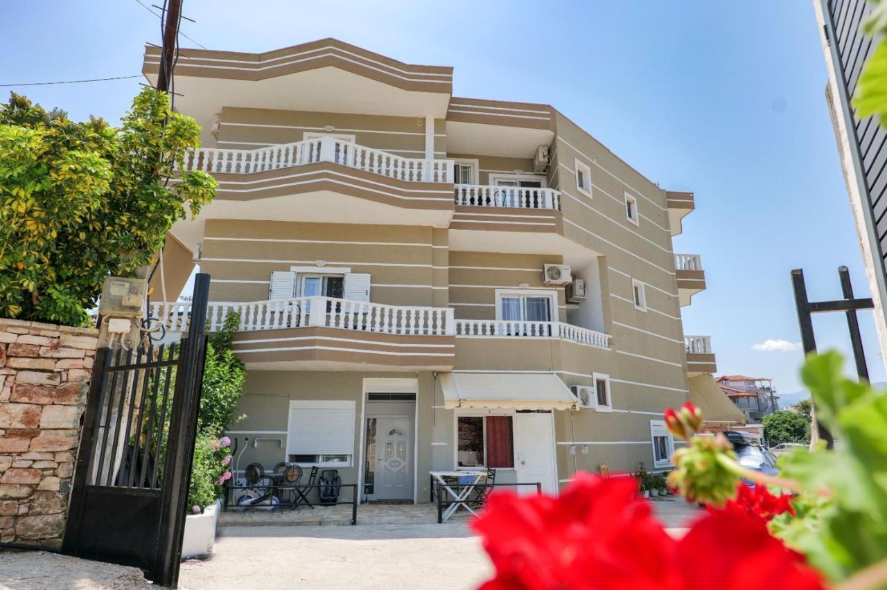 Vila Mario Aparthotel Ksamil Bagian luar foto