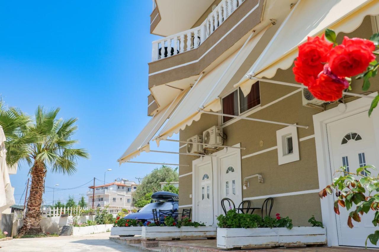 Vila Mario Aparthotel Ksamil Bagian luar foto