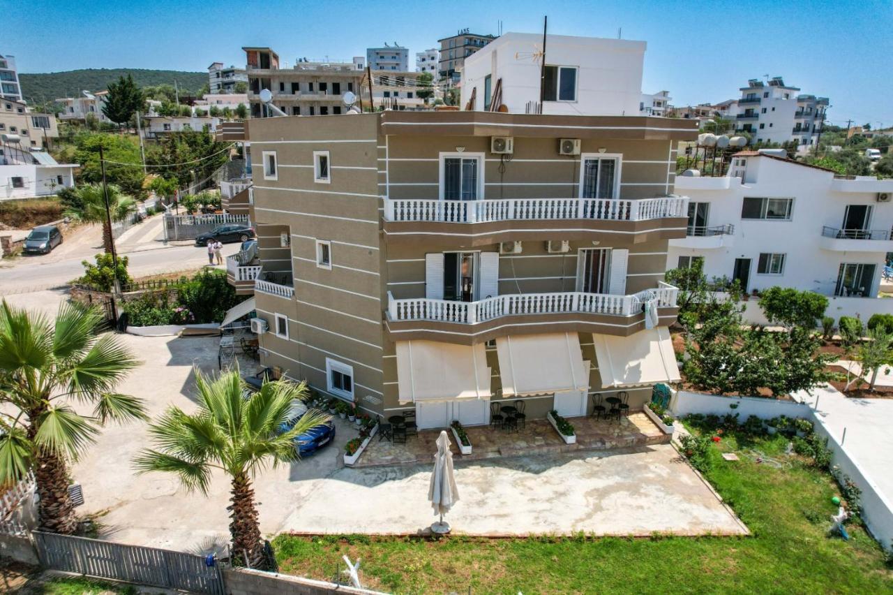 Vila Mario Aparthotel Ksamil Bagian luar foto